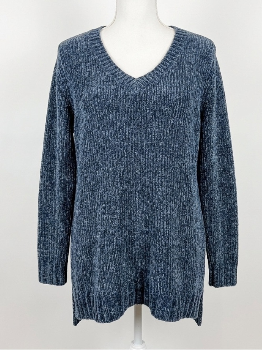 Orvis Classic Collection Heathered Navy Blue Chenille V-Neck Sweater Size Large